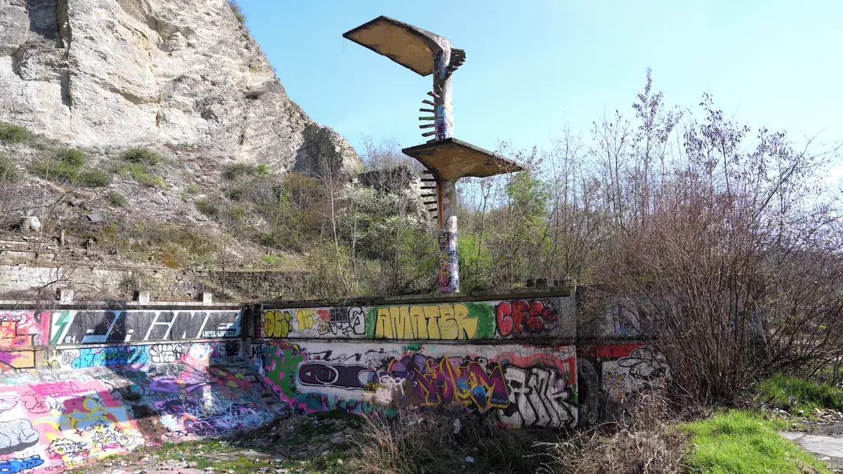 FOTO: Bazén, ve kterém plaval Vlasta Burian i Nataša Gollová