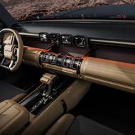 Současně ale slibuje i robustnost a snadnou ovladatelnost. 