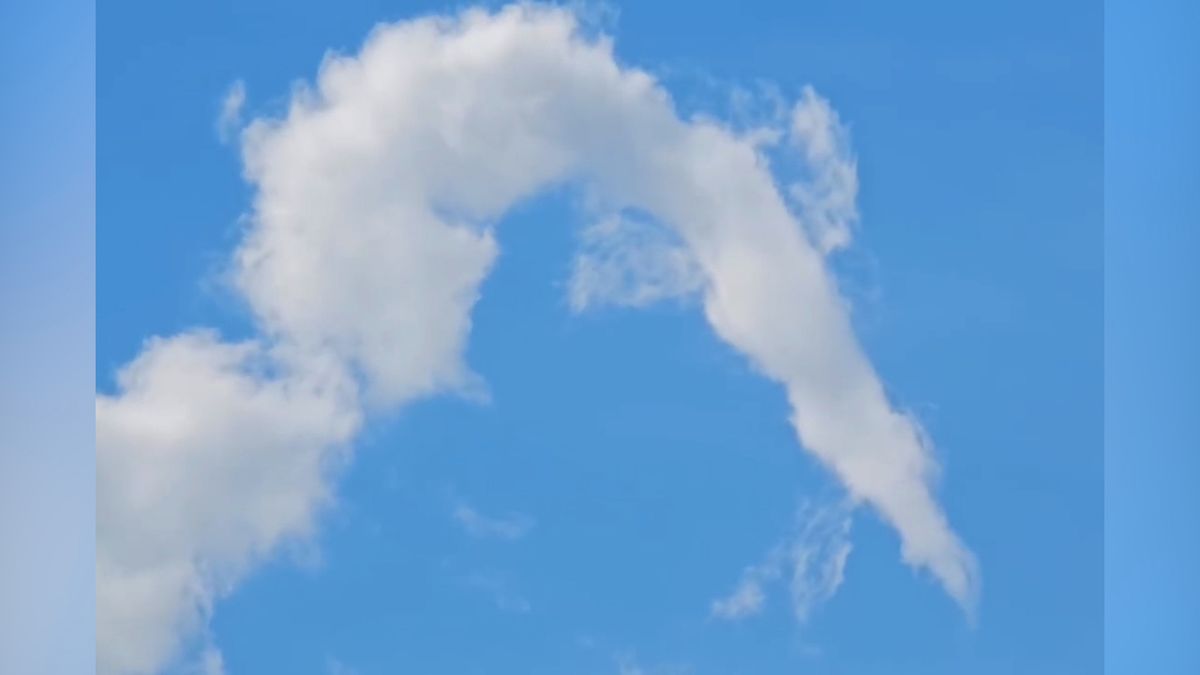 Oblohu na Plzeňsku ozdobila vzácná oblačná podkova