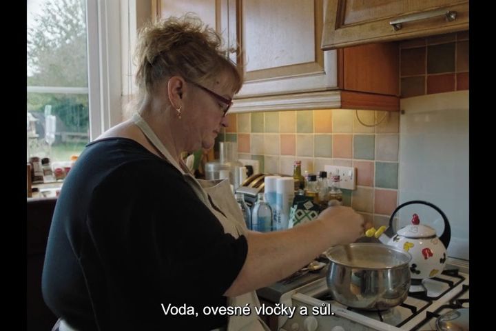 Celý svět vaří kaši. Film Zlatá vařečka odkrývá svéráznou kulinářskou soutěž