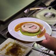 Michelinský kuchař ve zlínské průmyslové kovárně Viva