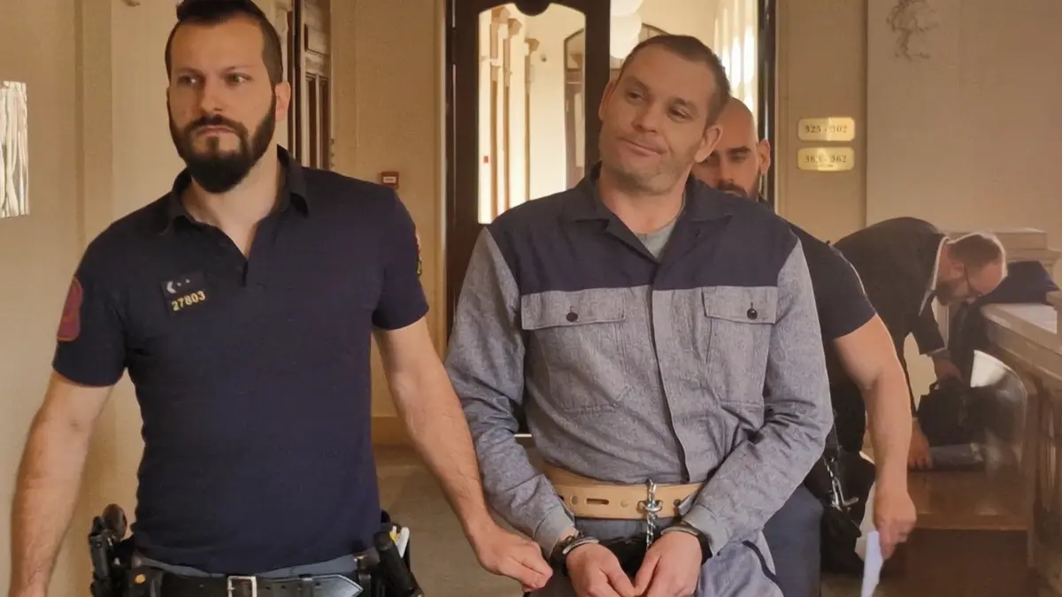 Muž v Brně prudce odstrčil žebráka, který upadl a vážně se zranil. Půjde na tři roky do vězení