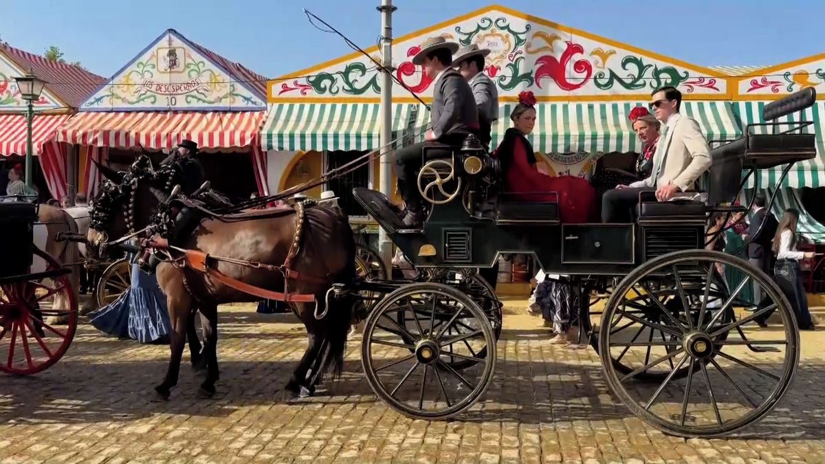 Slavnosti jara v Seville jsou plné koní a flamenka 