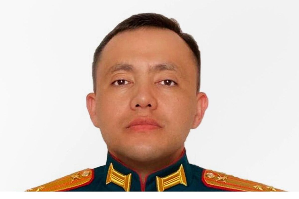 Atentát na ruského generála v Chabarovsku, řezníkovi z Buči dali bombu do poštovní schránky