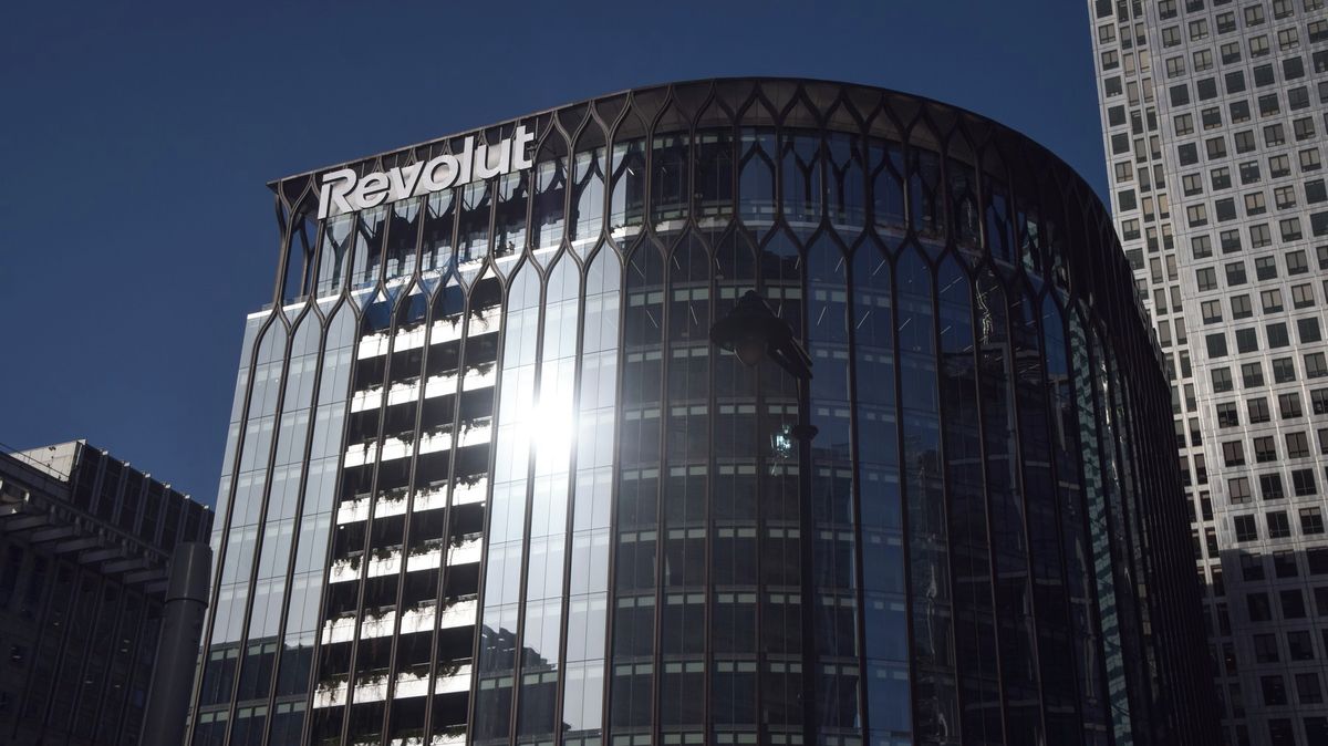 Revolut dostal v Itálii pokutu přes čtvrt miliardy