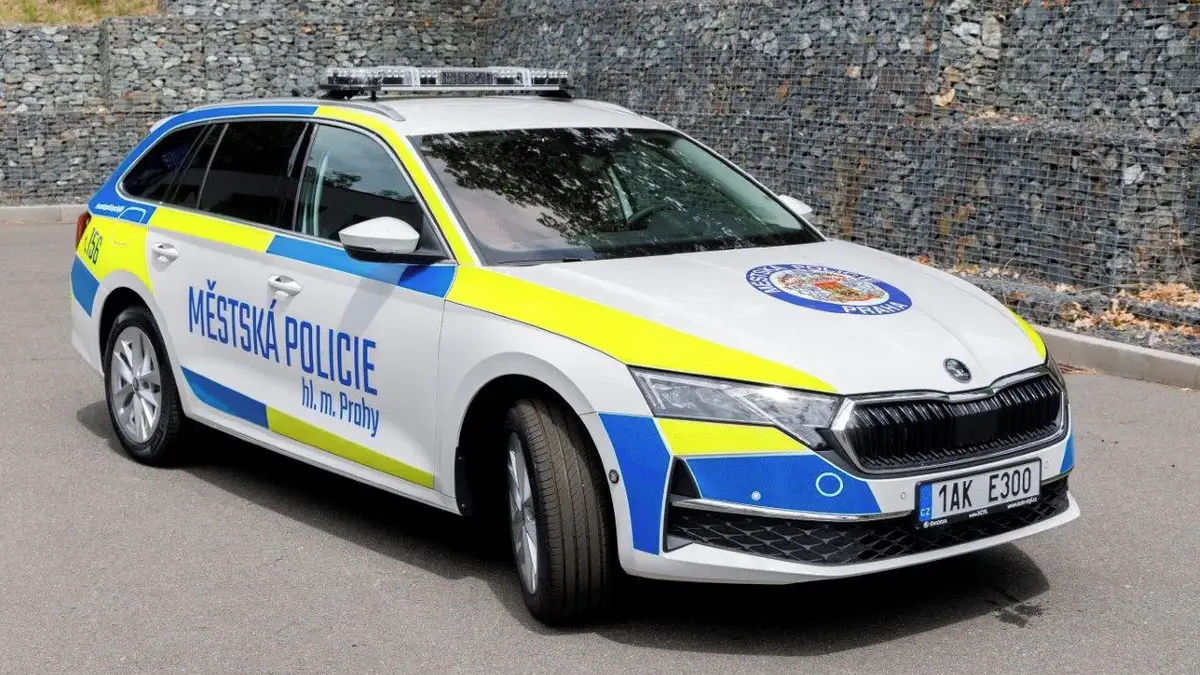 V Praze se objeví nové uniformy, ale bez odznaku. Preventisté mají ulevit nedostatku strážníků