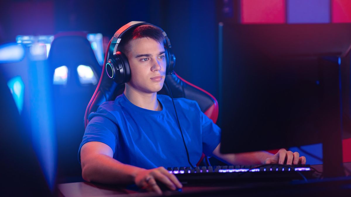 Od her až k milionovým výdělkům. Američané loví letecké dispečery mezi hráči