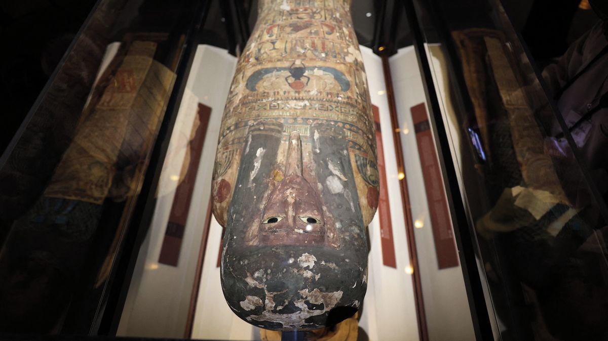 V břiše mumie v Egyptě našli kapitolu z Homérovy Iliady