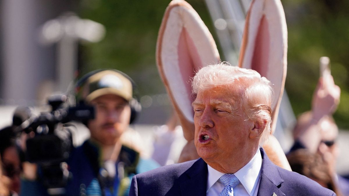 Plán, který předložil Írán, byl katastrofa, pak nastal chaos. Jak Chameneí a Trump dosáhli příměří