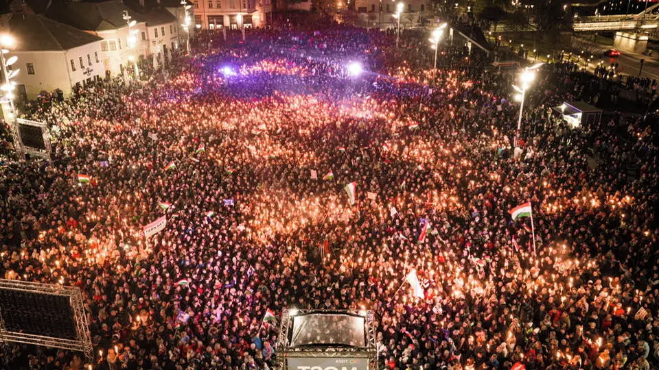 Jste připraveni na vítězství? Druhá šance nebude, hecoval Magyar příznivce na náměstích