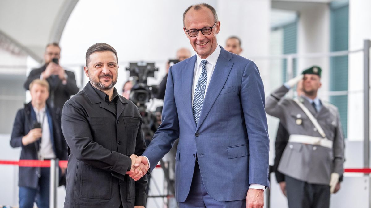 Musí pomáhat své zemi. Merz slíbil Zelenskému, že usnadní vracení mužů na Ukrajinu