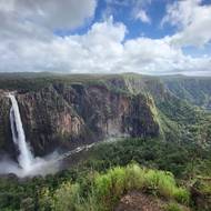 Austrálie se i díky podobným výhledům zaryla Čechům pod kůži.