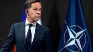 Omezení příspěvku USA do sil NATO platí okamžitě, oznámil Rutte