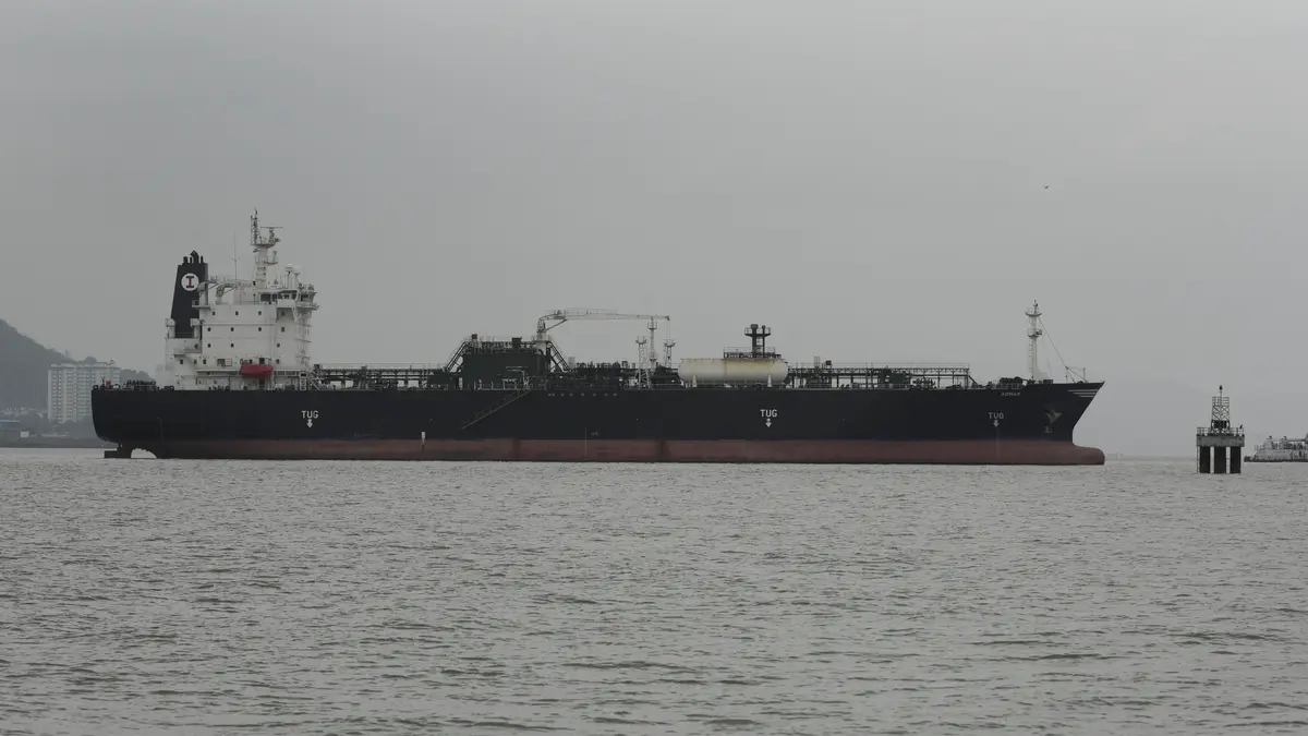 Ceny ropy znovu padají