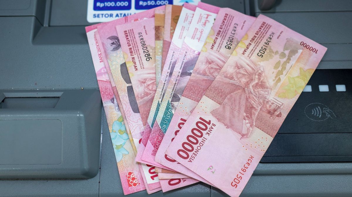 Zloděj ukradl z domu na Českobudějovicku tři miliony. Pohádkový lup mu ale nevyšel, šlo o indonéské rupie