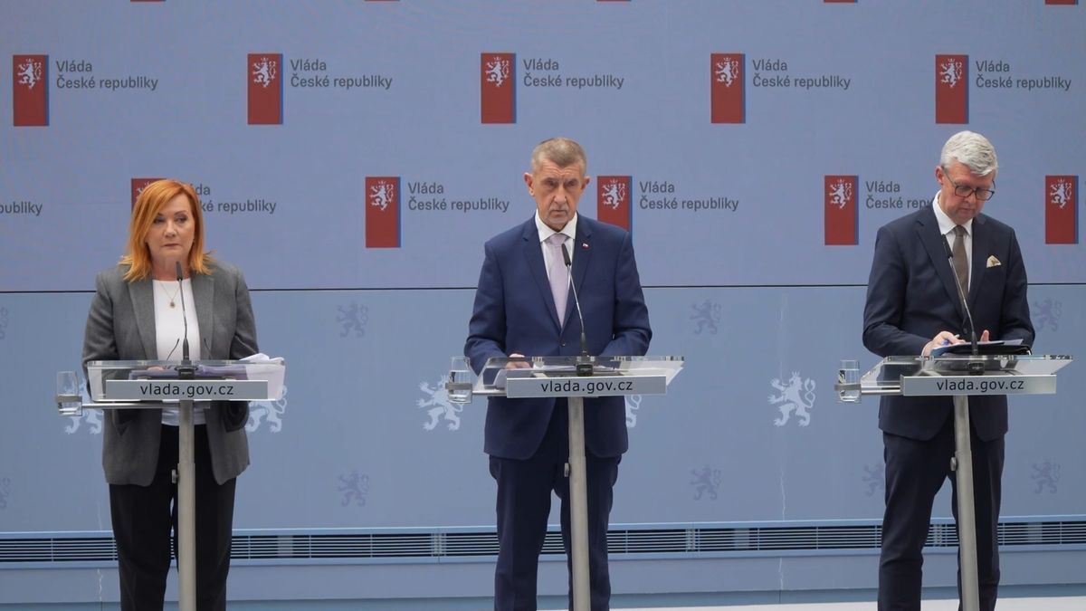 Deficit veřejných financí letos vzroste