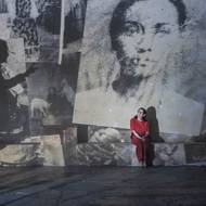 Gabriela Míčová hraje ženu, která se pohybuje mezi zradou a nadějí, stejně jako Ukrajina.