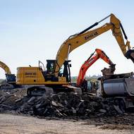 Opravami prochází i 55 000 m² pojezdových drah. 