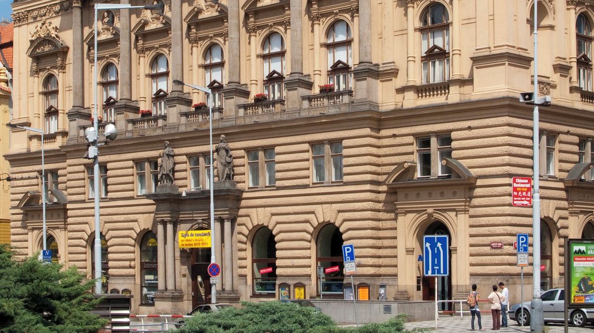 Praha chce získat Národní dům na Vinohradech, hodlá dorovnat nabídku z aukce