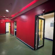 Malých pokojů měl podnik skoro šedesát. 