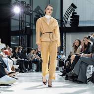 Alexandra Gnidiak představila sofistikované modely plné krajek.