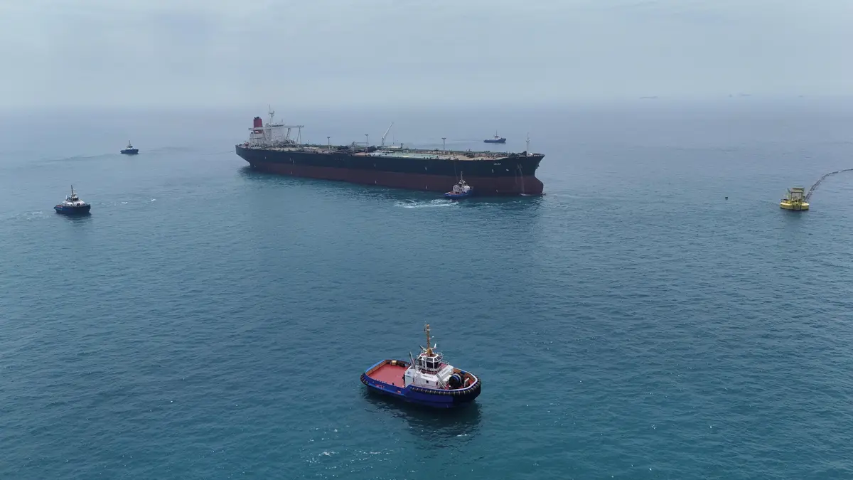 OPEC+ se dohodl na zvýšení kvót na těžbu ropy, dodávky ale omezuje válka