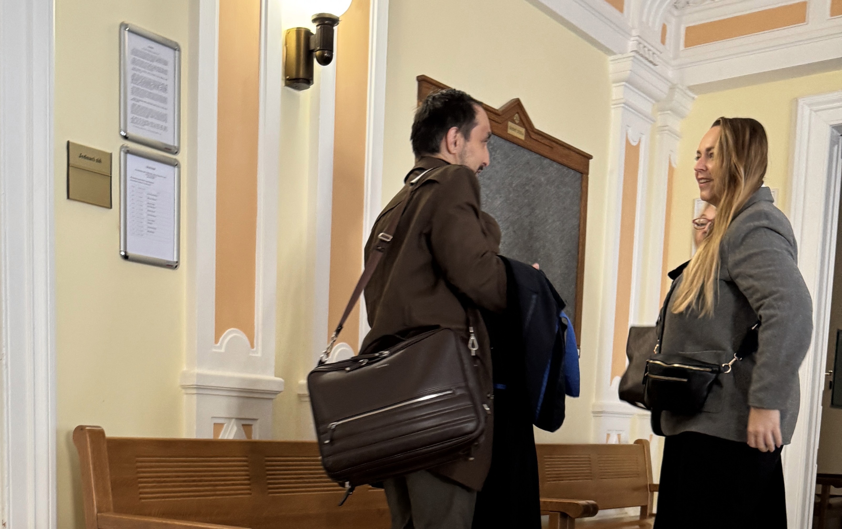 Obří pokuta pro úřednici. Chtěla zlegalizovat černou stavbu, která zplundrovala les u Klínovce