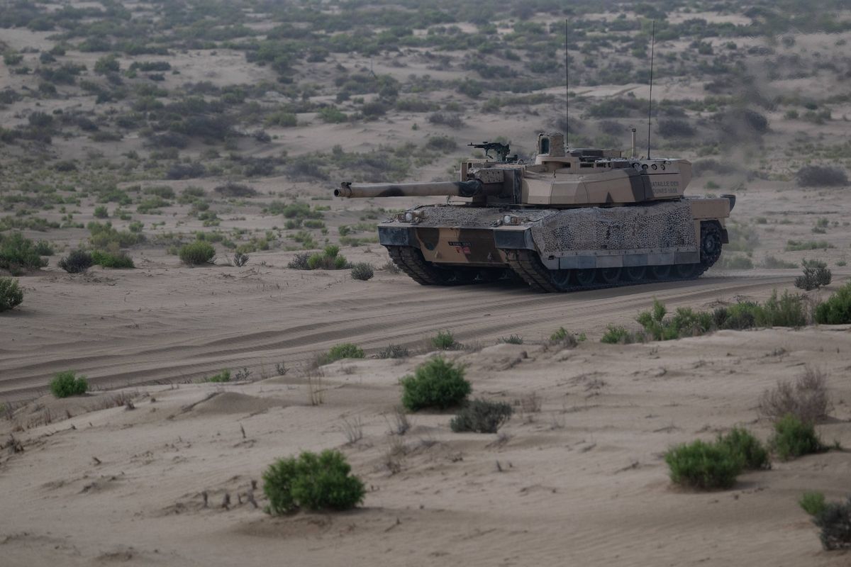 Francie se chystá na válku a zbrojí za miliardy