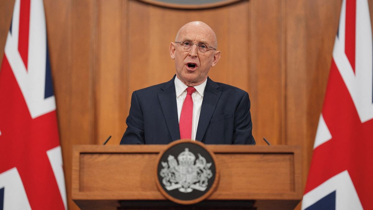 Putin selhal, jeho operaci jsme odhalili. Britové a Norové zahnali ruské ponorky