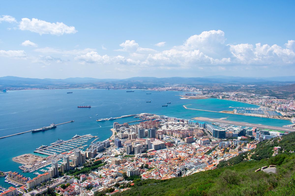 Archeologové objevili v Gibraltarském průlivu desítky vraků, nejstarší z dob starověkého Říma