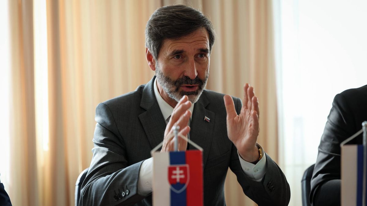 Slovensko: Zablokujeme další sankce proti Rusku, dokud nedostaneme záruku zprovoznění Družby