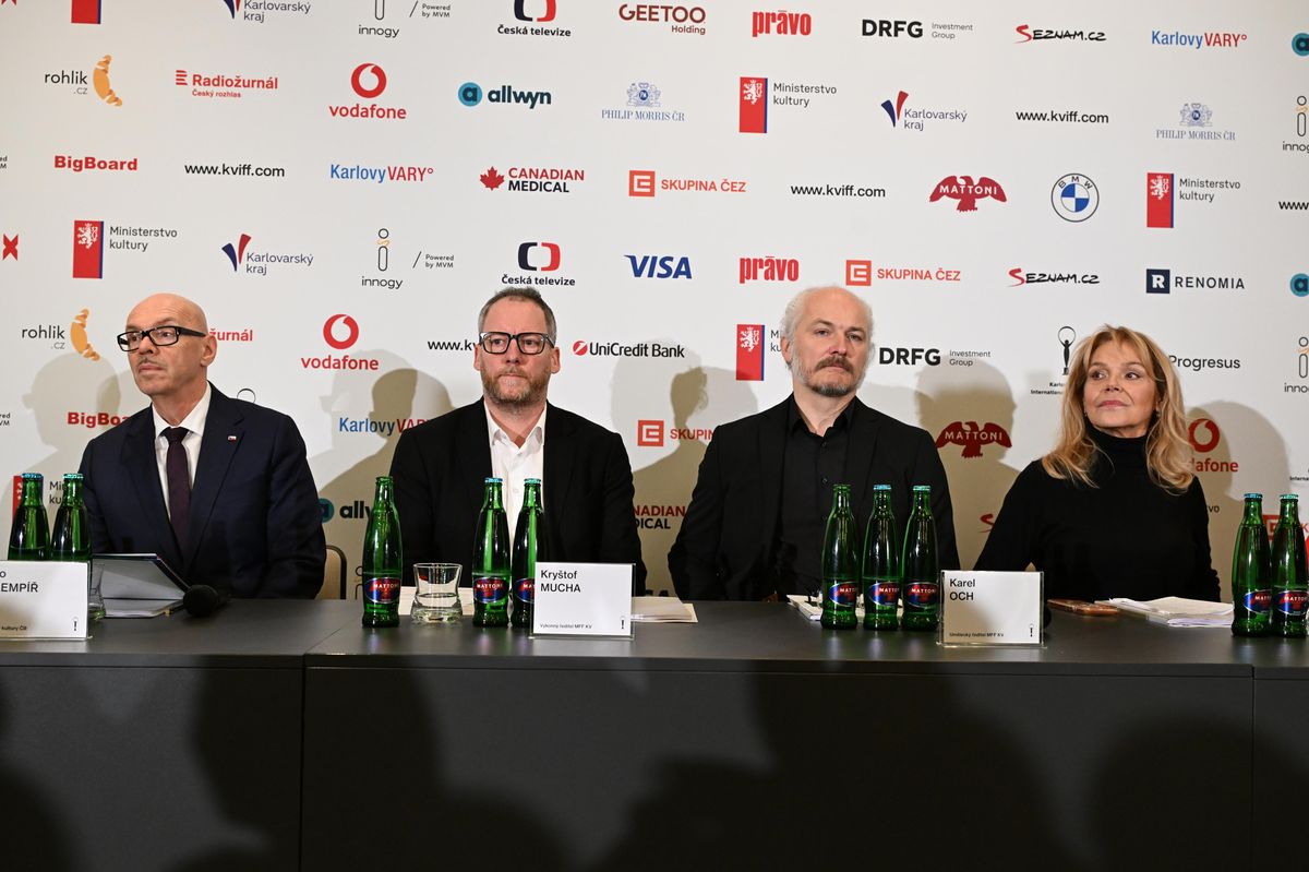 Karlovarský festival si letos připomene dvojí výročí. Ocení Magdu Vášáryovou