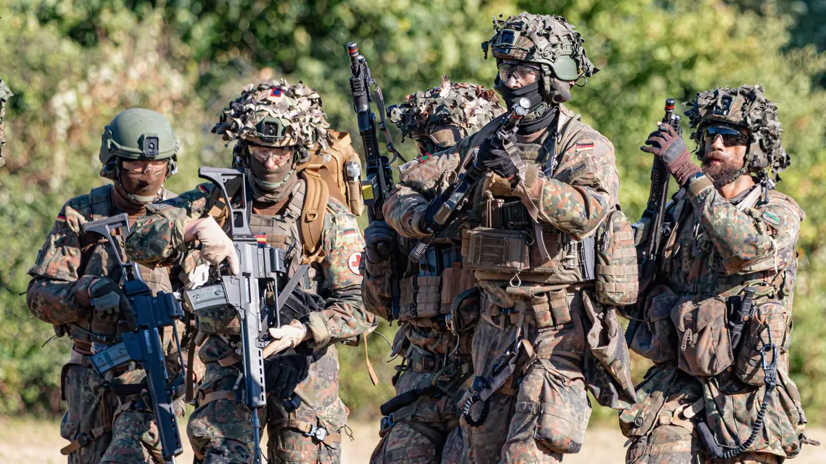 Německá armáda čelí obřímu skandálu. Nový komunikační systém je nepoužitelný