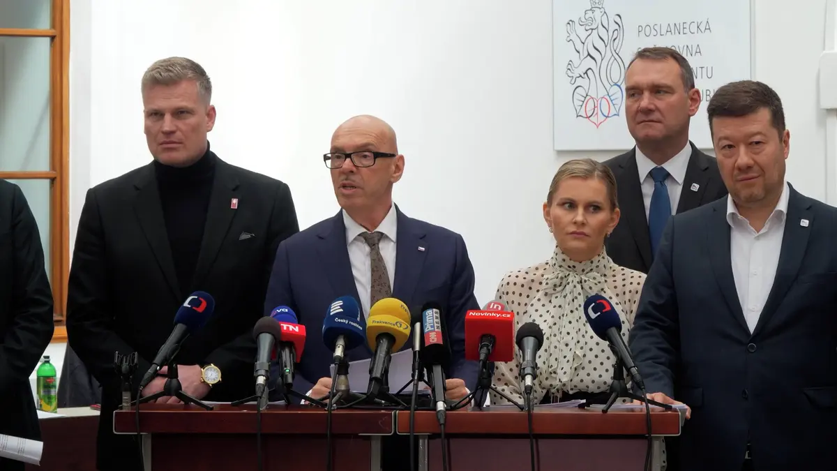 Tisková konference ministra Klempíře k zákonu o zrušení poplatků za televizi a rozhlas