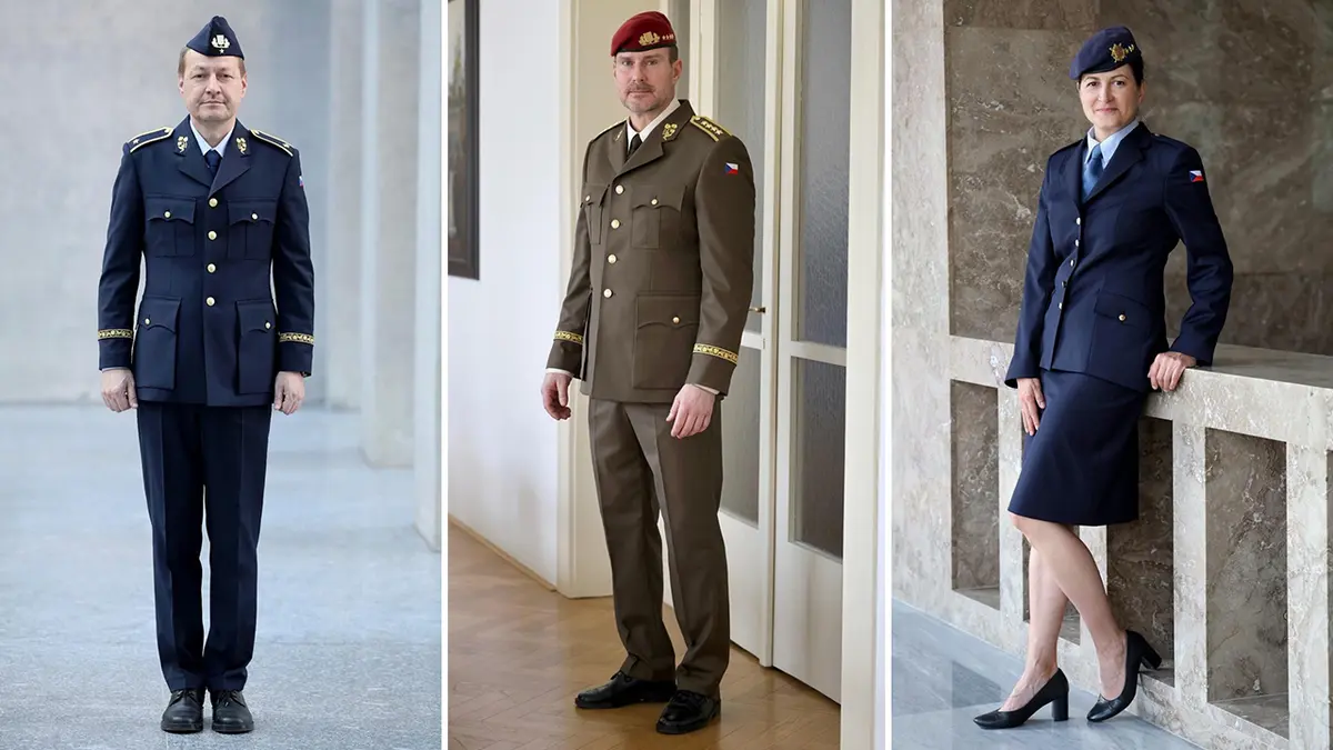 Armáda představila nové stejnokroje