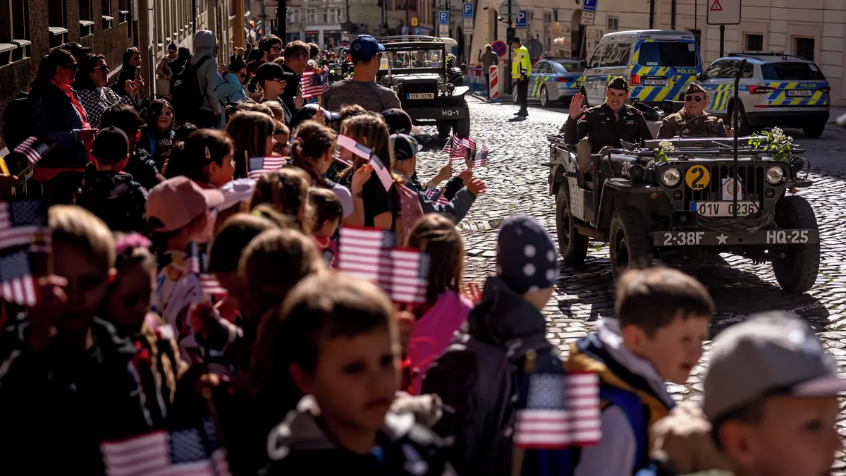 FOTO: Konvoj svobody vyjel na Plzeň. Američané připomínají výročí osvobození