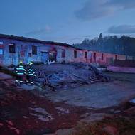 Hasiči likvidovali v neděli požár kravína v Lipině na Opavsku