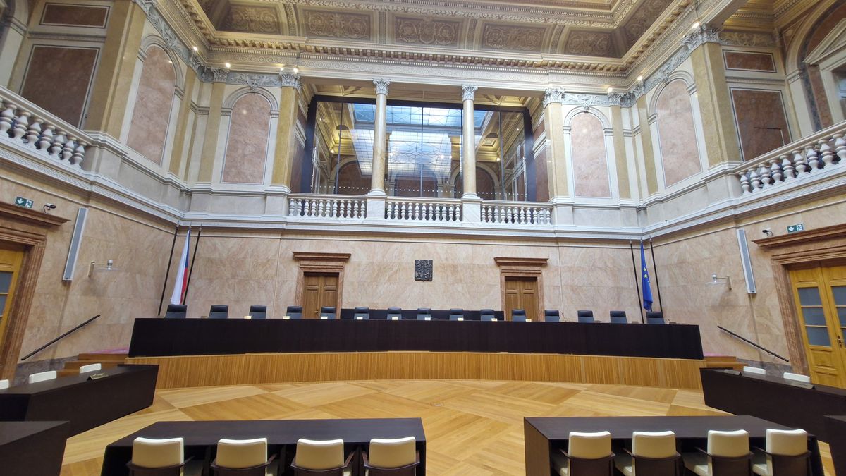 Ústavní soud shodil smlouvu ČR s Vatikánem