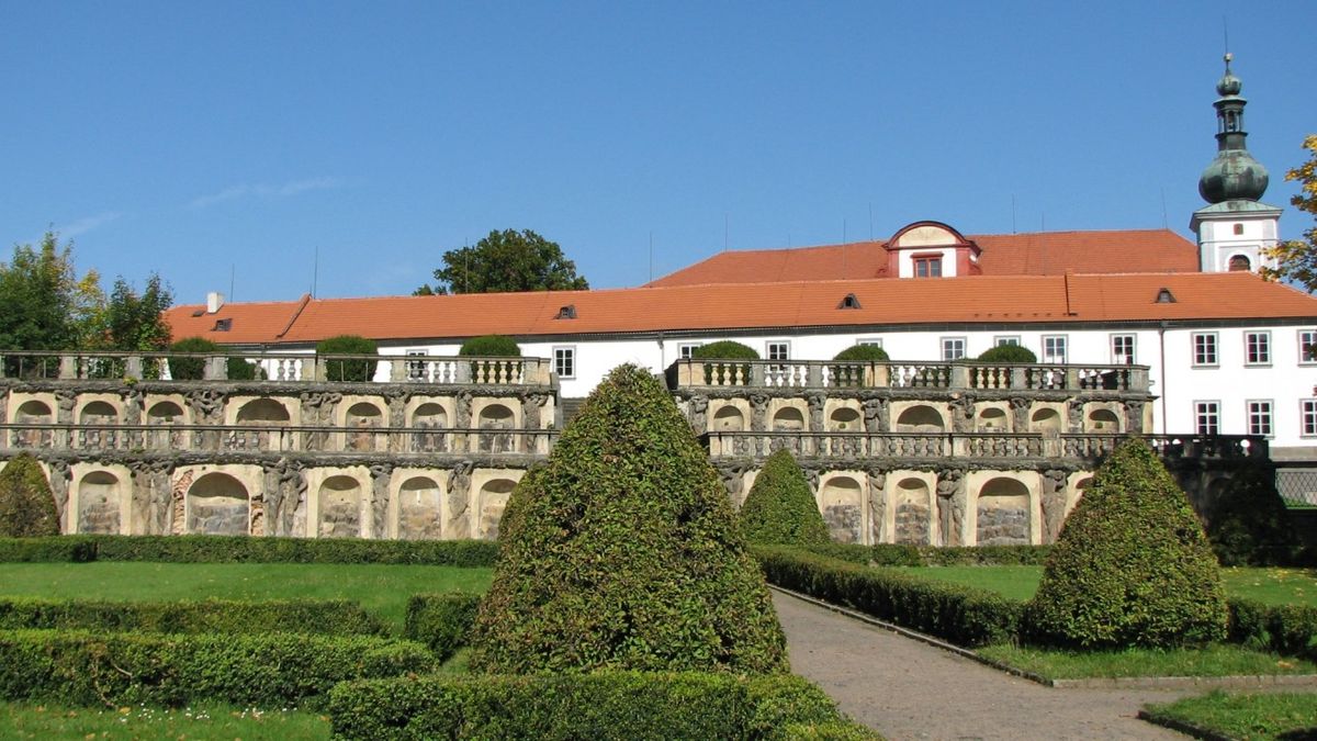 Procházel se tam penzionovaný císař. Zámecká zahrada v Zákupech se má po půl století dočkat opravy