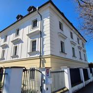 Zámeček na pražské Lhotce