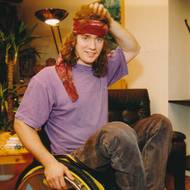 Jan Potměšil, český herec, přestože byl upoután na invalidní vozík, je oceňovaným divadelním i filmovým hercem.