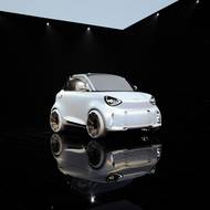 Dojezd na jedno nabití se má pohybovat kolem 300 kilometrů.