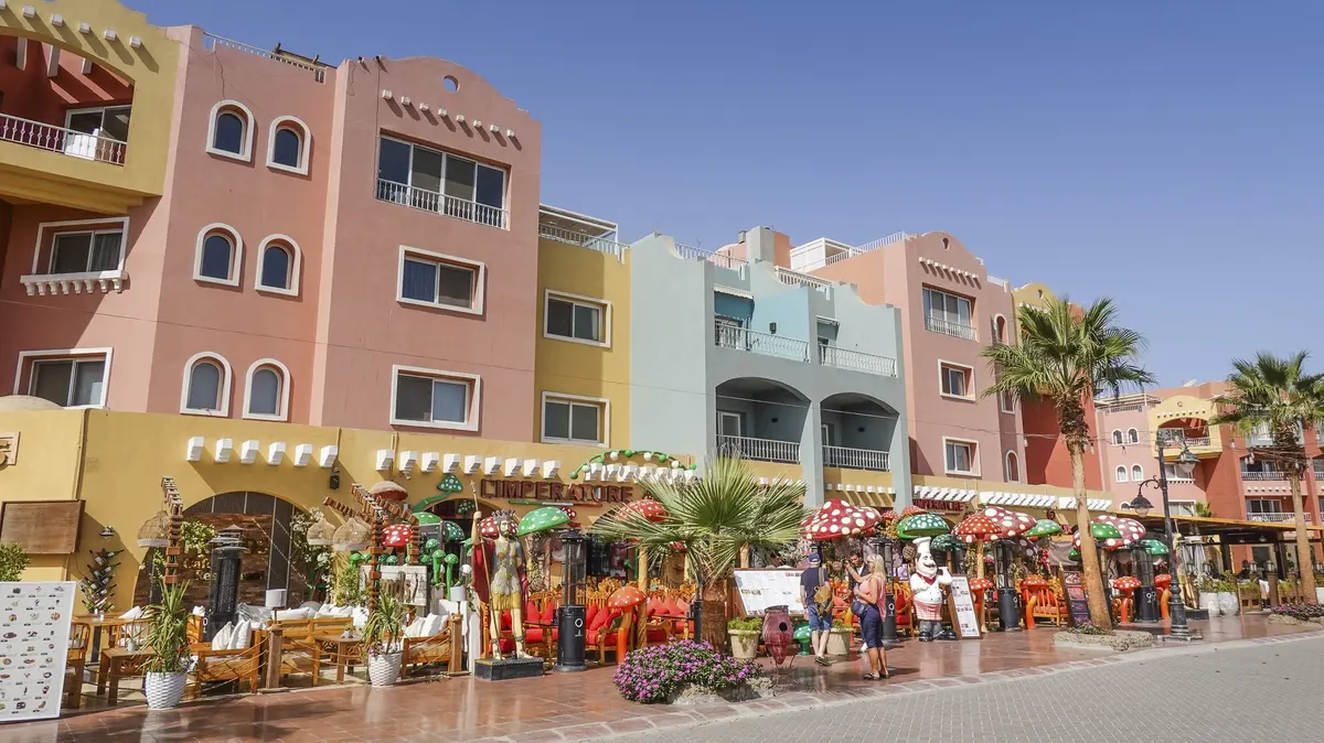 Smrt německého turisty v Egyptě: V hotelu ho uštkl had zaříkávače