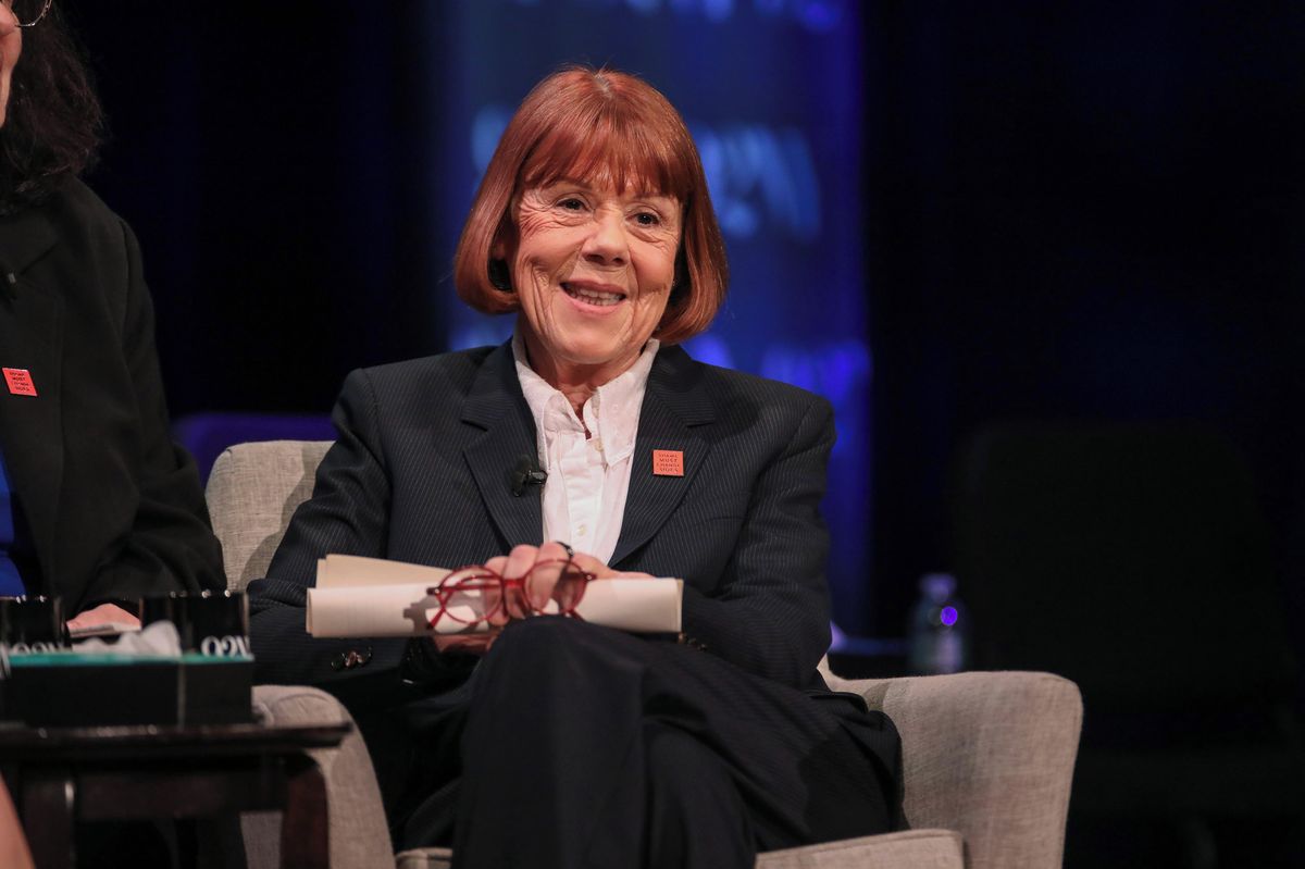 RECENZE: Znásilnilo ji 51 mužů. Gisèle Pelicotová nepřežívá, naplno žije