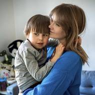 Na výchovu syna Thea zůstala Anna Kalina sama už během těhotenství