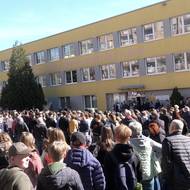 Na středeční akci přišly stovky lidí.