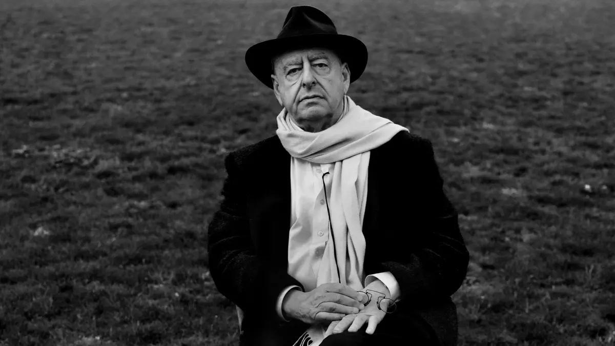 Jihoafrický umělec s hlubokou znalostí české kultury má výstavu v Kunsthalle. Složil poctu Kafkovi