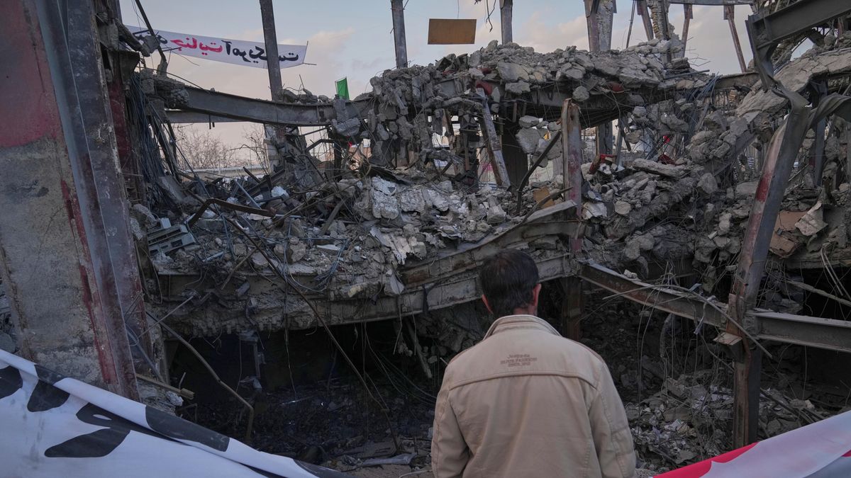 Írán je krok před bankrotem, Teherán má důvod k jednání