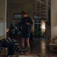 Snímku Drama nechybí humor, který přirozeně vychází z životního nastavení obou postav.