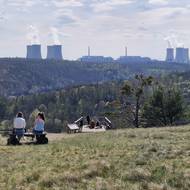 Národní přírodní rezervace Mohelenská hadcová step, na jejímž okraji syslové žijí, se rozkládá jen pár kilometrů od nepřehlédnutelných chladicích věží dukovanské elektrárny. 